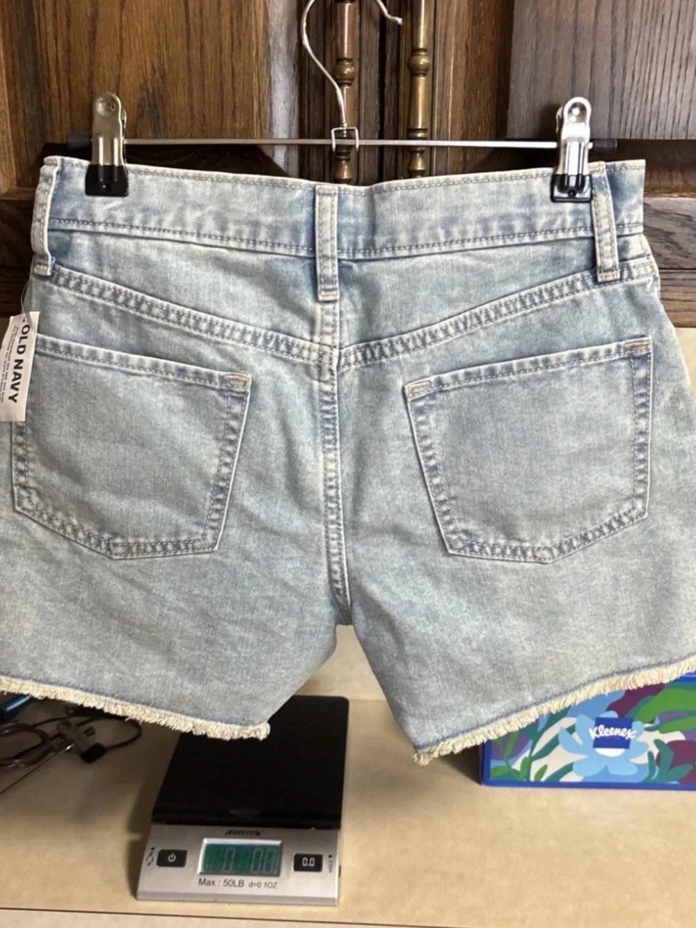 New Old Navy Denim Distressed Shorts Size 14 Girls Waist 13 Inseam 3”